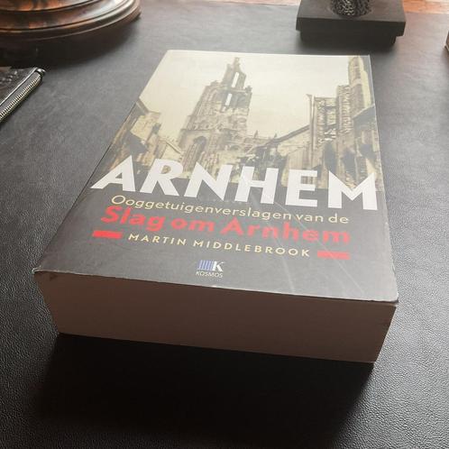 IZGS BOEK SLAG OM ARNHEM OOGGETUIGENVERSLAGEN, Boeken, Oorlog en Militair, Zo goed als nieuw, Overige onderwerpen, Tweede Wereldoorlog