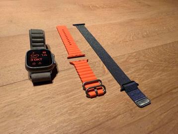 Apple Watch Ultra 2 - Incl. 2 extra Bandjes! beschikbaar voor biedingen