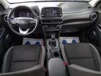 Hyundai Kona 1.0T Comfort - PARKEERCAMERA - CARPLAY - LANE A, Auto's, Hyundai, Voorwielaandrijving, Metallic lak, Stof, Gebruikt