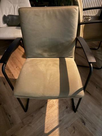 eetkamerstoelen Leolux beschikbaar voor biedingen