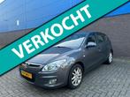 Hyundai I30 1.6i Style | Automaat | Cruise Control | Climate, Parkeersensor, Gebruikt, 1591 cc, Leder en Stof