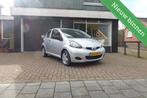 Toyota Aygo 1.0-12V Now, 2012, Airco, Auto's, Toyota, Voorwielaandrijving, Euro 5, Stof, Zwart