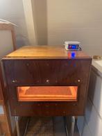 Vlakbroeder Broedmachine, Mannelijk