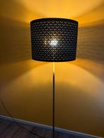 Stijlvolle Staande Lamp GOEDKOOP, Huis en Inrichting, Lampen | Vloerlampen, Ophalen, Zo goed als nieuw