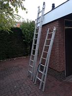 Twee aluminium uitschuifbare ladders, Doe-het-zelf en Verbouw, Ladders en Trappen, Ophalen, Gebruikt, Ladder, Opvouwbaar of Inschuifbaar