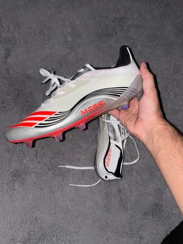 Adidas Messi Voetbalschoenen - Nieuw - Maat 44 beschikbaar voor biedingen