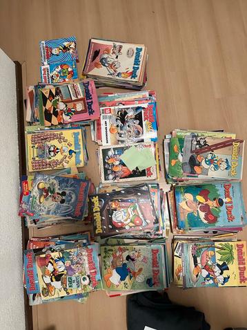Grote verzameling Donald Duck stripboeken beschikbaar voor biedingen