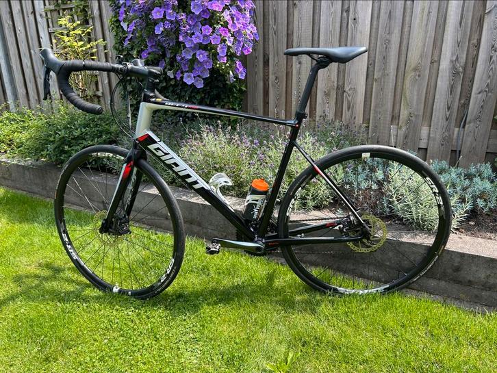 Giant Defy Aluxx racefiets - Maat L, Fietsen en Brommers, Fietsen | Racefietsen, Zo goed als nieuw, Giant, Meer dan 20 versnellingen
