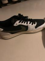 Travis Scott Air Jordan 1 Low maat 43 Nieuw, Kleding | Heren, Schoenen, Zwart, Nike, Nieuw, Ophalen of Verzenden