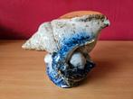Beeld van schelp met dolfijnen, Ophalen of Verzenden, Gebruikt, Fantasy