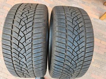 2 x Winterbanden Goodyear Ultragrip Performance 235/40-18 beschikbaar voor biedingen