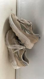 Hi Tec sneakers beige groen dames, Ophalen of Verzenden, Gedragen, Beige, Sneakers of Gympen