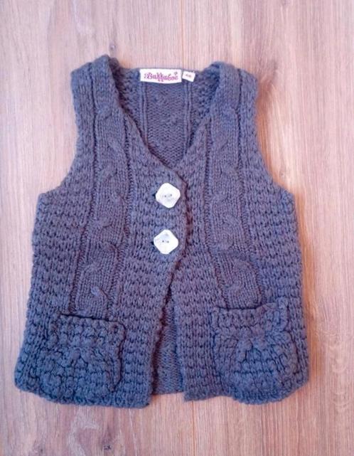 Leuk grijs gebreid vestje van Bakkaboe. Maat 68, Kinderen en Baby's, Babykleding | Maat 68, Gebruikt, Meisje, Truitje of Vestje