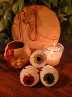 1x Gehaakte oogbal Halloween plushie knuffel, Ophalen of Verzenden, Nieuw, Haken, Overige typen