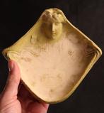 Weense vide-poche van Goldscheider, Antiek en Kunst, Antiek | Keramiek en Aardewerk, Ophalen of Verzenden