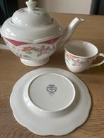 Johnson Brothers Park Lane Theepot, Kop & Schotel, Gebruikt, Ophalen of Verzenden, Overige stijlen, Kop(pen) en/of Schotel(s)