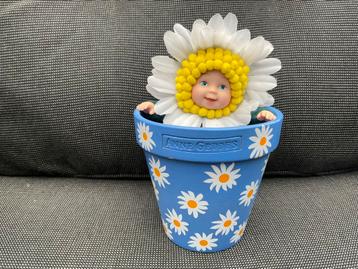 Zgan, niet kapot, Anne Geddes baby Daisy uit 1999 bloempotje beschikbaar voor biedingen