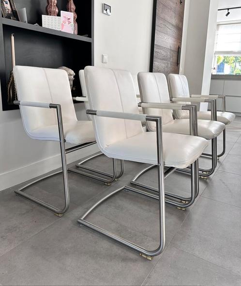 4/6/8 wit lederen Henders & Hazel design eetkamerstoelen., Huis en Inrichting, Stoelen, Zo goed als nieuw, Vijf, Zes of meer stoelen