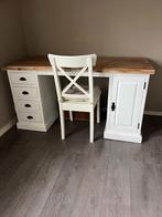 Landelijk houten bureau met stoel zo goed als nieuw, Ophalen, Zo goed als nieuw, Bureau