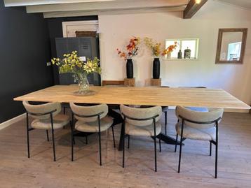 Nieuwe stoel beige stof beschikbaar voor biedingen