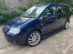 Volkswagen Caddy 1.6 75KW LPG Maxi 2009 recente APK 7 pers., Auto's, Voorwielaandrijving, Stof, 74 €/maand, Zwart