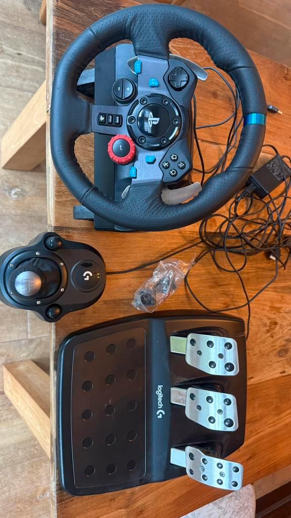 Logitech G29 Stuur met bijgekochte schakelpook!, Spelcomputers en Games, Spelcomputers | Sony PlayStation Consoles | Accessoires