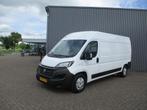 Fiat Ducato 35 2.3 140 PK L3 H2 Automaat Navi Airco, Auto's, Bestelauto's, Stof, Gebruikt, Euro 6, 2500 kg