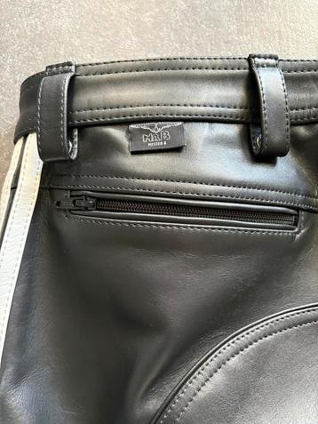 Mister B custumized leather jeans beschikbaar voor biedingen