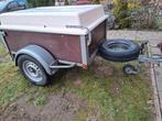 aanhanger + gesloten bak+reservewiel+afsluitbaar--, Ophalen of Verzenden, Zo goed als nieuw