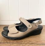 Wolky sandalen beige maat 39 kleine sleehak, Kleding | Dames, Ophalen of Verzenden, Zo goed als nieuw, Beige