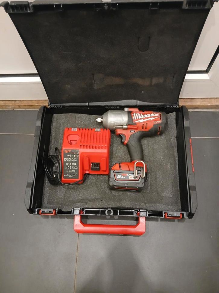 Milwaukee slagmoersleutel sleutel m18 chiwf12+ accu en lader, Doe-het-zelf en Verbouw, Gereedschapskisten, Ophalen of Verzenden