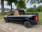 Dacia Logan pick up benzine 1.6 62KW 2011, Auto's, 580 kg, Origineel Nederlands, Handgeschakeld, Dealer onderhouden
