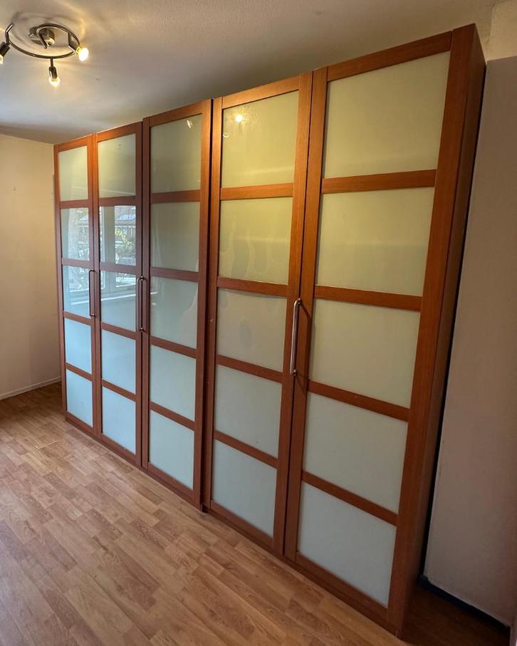 Stevige kledingkast met 5 deuren, Huis en Inrichting, Kasten | Kledingkasten, Zo goed als nieuw, 150 tot 200 cm, 200 cm of meer