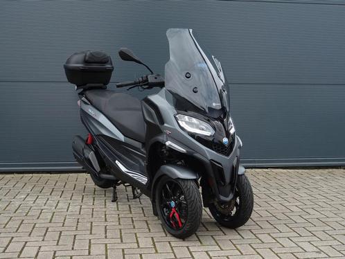 PIAGGIO MP3 400 HPE sport 2023 Topkoffer Handvatverwarming, Motoren, Motoren | Piaggio, Bedrijf, Scooter, 12 t/m 35 kW, Minimaal motorrijbewijs A2