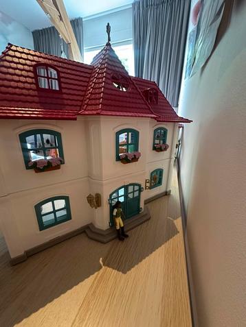 Schleich huis beschikbaar voor biedingen