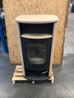 Attika houtkachel met steen in zeer nette staat