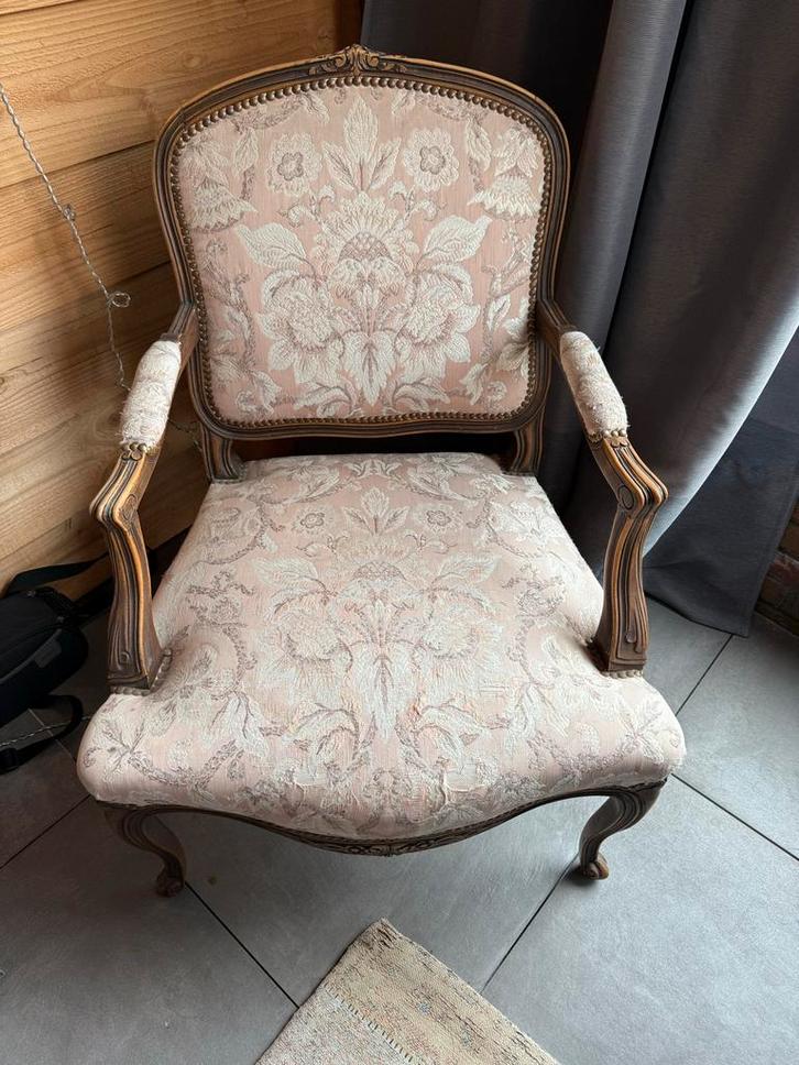 Antiek Stoeltje in Perfecte Staat, Antiek en Kunst, Antiek | Meubels | Stoelen en Banken, Ophalen of Verzenden