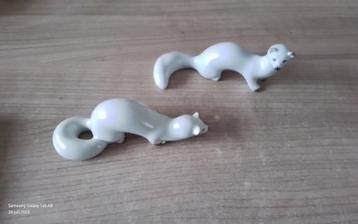 2 porseleinen witte beeldjes USSR,vintage  beschikbaar voor biedingen