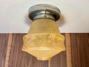 Art Deco plafonnière doorsnee 15 cm en hoogte 18 cm beschikbaar voor biedingen