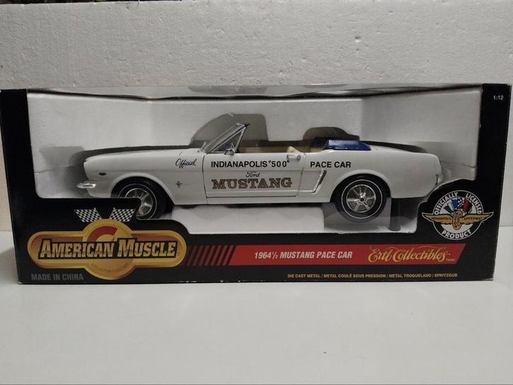 Grote Ford Mustang Indianapilis 500 ERTL ONG40 CM 1:12 KRD, Hobby en Vrije tijd, Modelauto's | 1:5 tot 1:12, Zo goed als nieuw