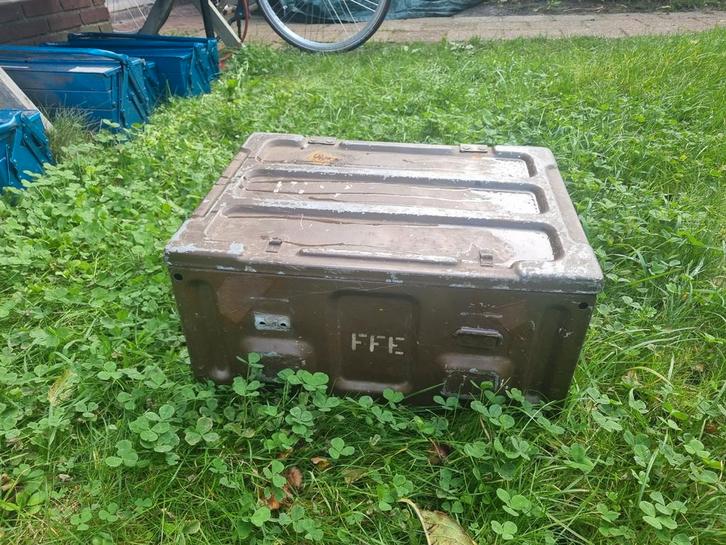 Vintage Leger Metalen Munitiekist / Opbergkist - FFE, Antiek en Kunst, Antiek | Overige Antiek, Ophalen of Verzenden