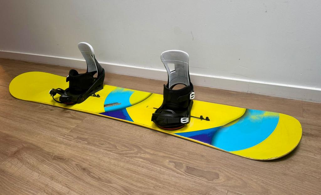 Snowboard Burton Custom 160 met Freestyle bindingen M, Sport en Fitness, Snowboarden, Ophalen of Verzenden, Zo goed als nieuw