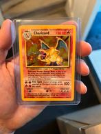 Charizard pokemon base set 4/102, Hobby en Vrije tijd, Verzamelkaartspellen | Pokémon, Verzenden, Zo goed als nieuw, Losse kaart