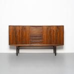 Vintage Deens Dressoir in palissander hout, Gebruikt, Ophalen of Verzenden, 200 cm of meer, Met lade(s)