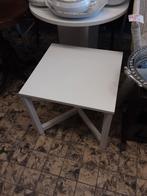 Witte Vierkante Bijzettafel, Huis en Inrichting, Tafels | Bijzettafels, Ophalen, Minder dan 45 cm, Minder dan 55 cm, Gebruikt