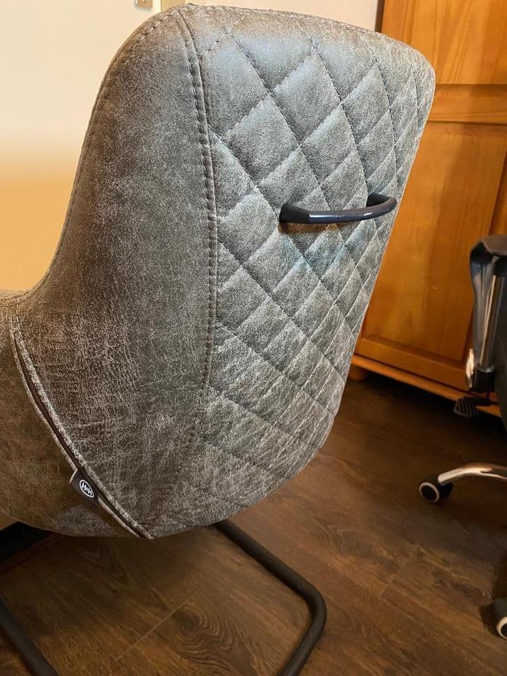 Henders en Hazel stoelen, Huis en Inrichting, Stoelen, Zo goed als nieuw, Twee, Grijs, Ophalen