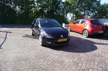 Volkswagen Polo 1.4-16V Highline AUTOMAAT CARPLAY CRUISE beschikbaar voor biedingen
