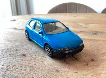 Fiat Bravo van Bburago. beschikbaar voor biedingen