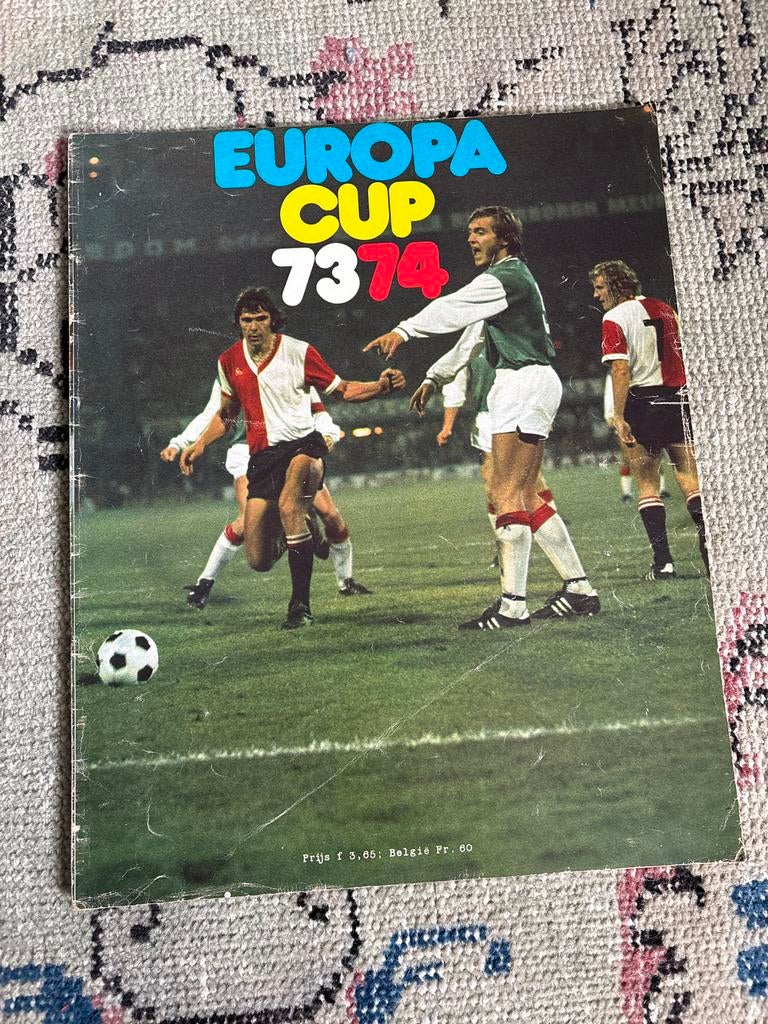 Europacup Revue 1973-1974, Verzamelen, Tijdschriften, Kranten en Knipsels, Ophalen of Verzenden, 1960 tot 1980, Nederland, Tijdschrift
