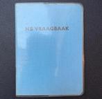 Zakboekje NS ‘NS vraagbaak’ (1965), Verzamelen, Spoorwegen en Tramwegen, Ophalen of Verzenden, Zo goed als nieuw, Trein, Boek of Tijdschrift